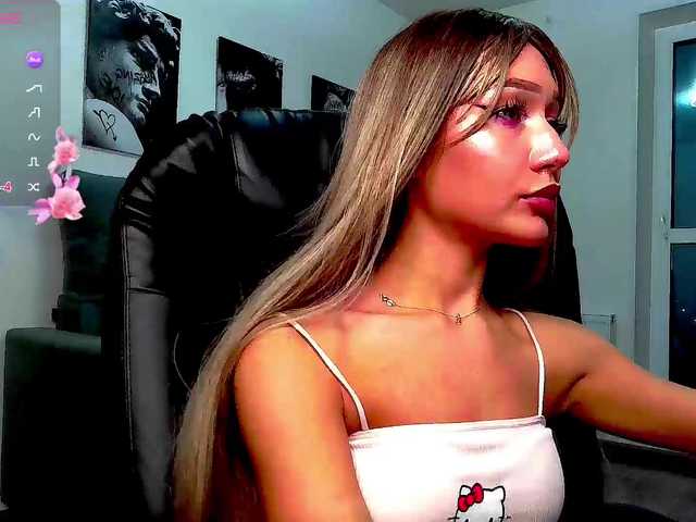 LisaShultz's BongaCams show and profile