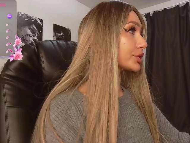 LisaShultz's BongaCams show and profile