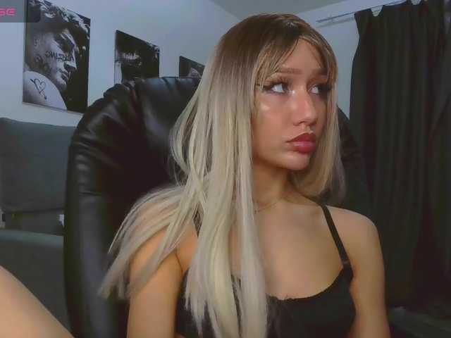 LisaShultz's BongaCams show and profile