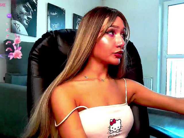 LisaShultz's BongaCams show and profile