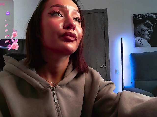 LisaShultz's BongaCams show and profile