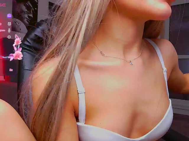 LisaShultz's BongaCams show and profile