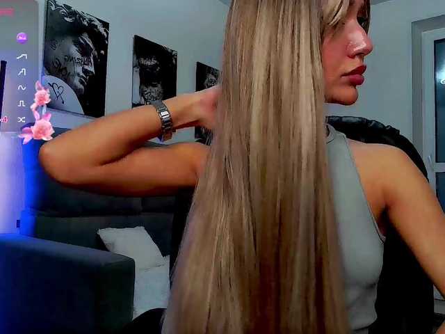 LisaShultz's BongaCams show and profile