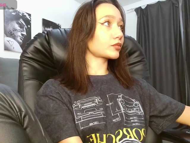 LisaShultz's BongaCams show and profile