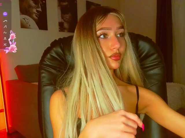 LisaShultz's BongaCams show and profile