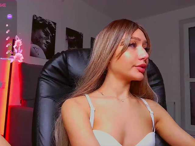 LisaShultz's BongaCams show and profile