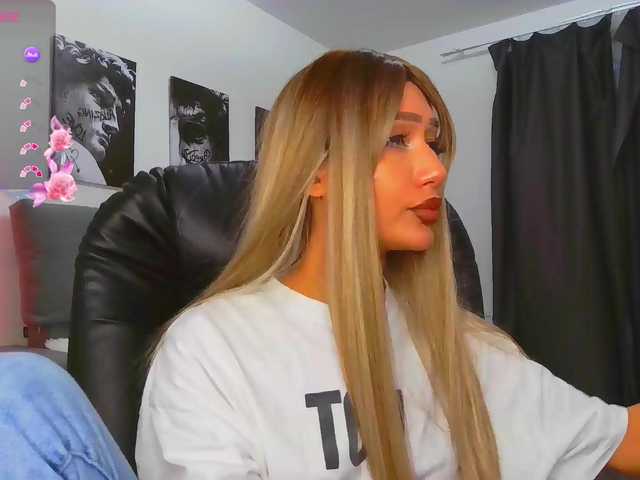 LisaShultz's BongaCams show and profile