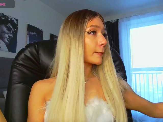 LisaShultz's BongaCams show and profile