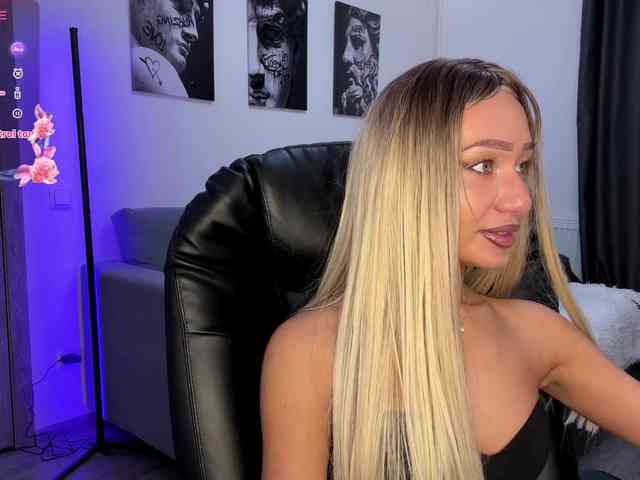 LisaShultz webcam