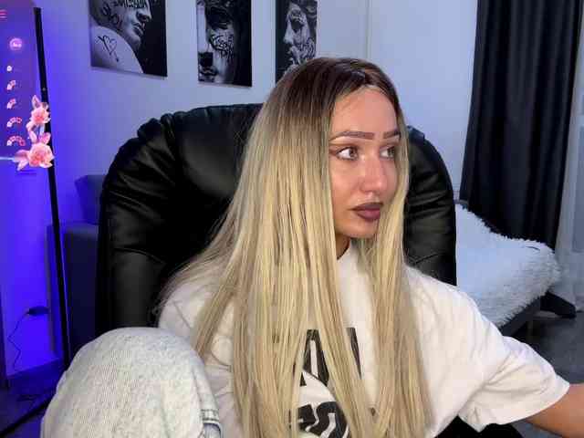 LisaShultz webcam