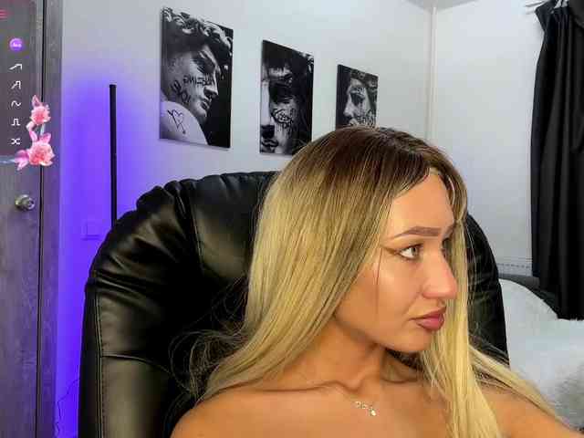 LisaShultz webcam