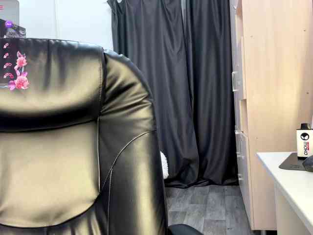 LisaShultz webcam
