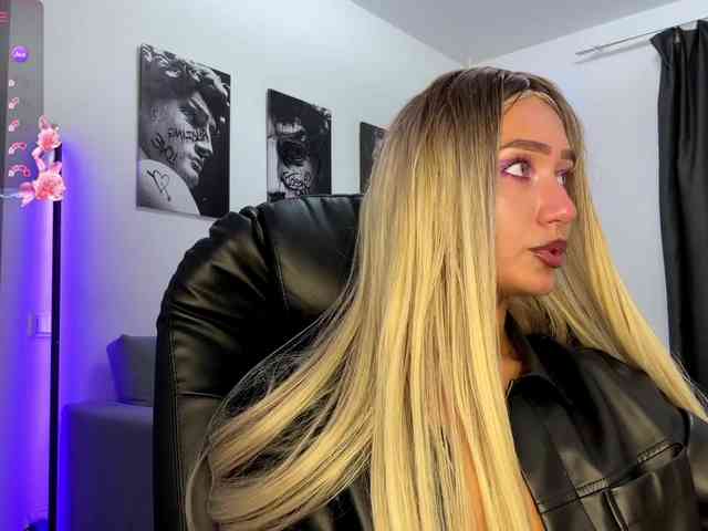 LisaShultz webcam