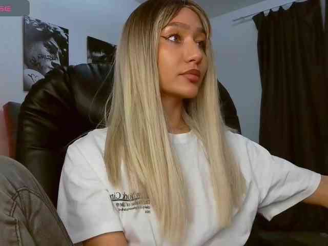 LisaShultz Live Webcam on BongaCams