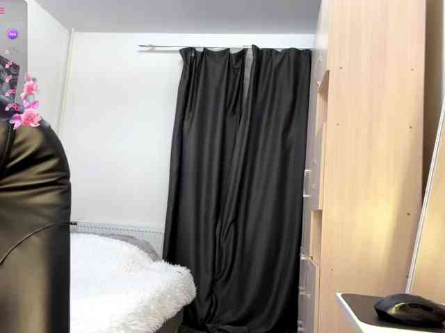 LisaShultz webcam