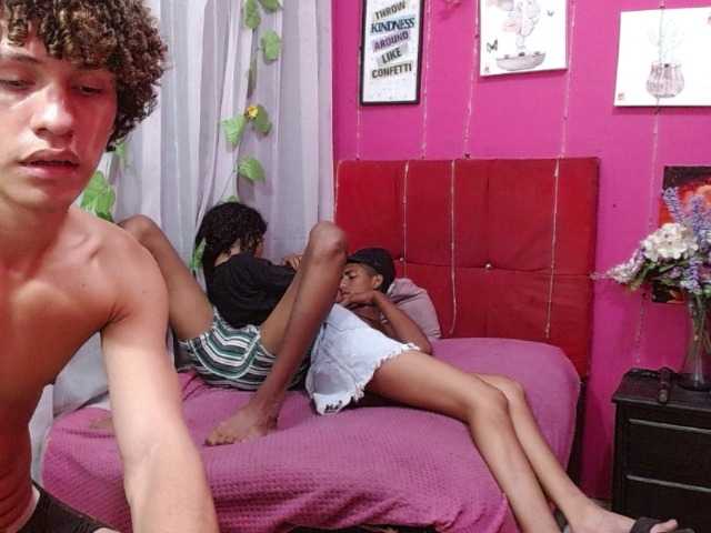 zarinabeautiful's BongaCams show and profile