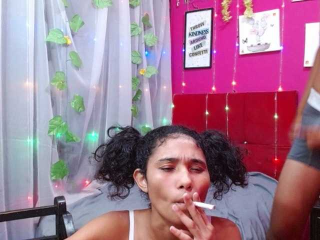 zarinabeautiful's BongaCams show and profile