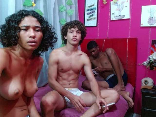 zarinabeautiful's BongaCams show and profile