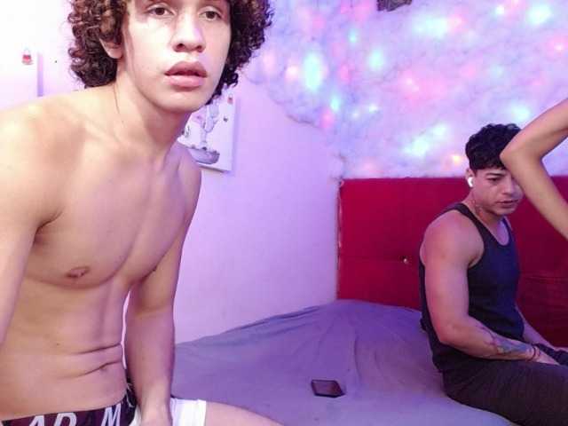  zarinabeautiful chat room