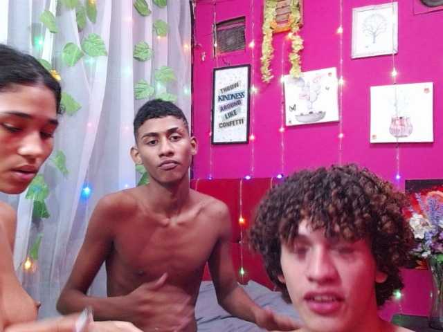 zarinabeautiful's BongaCams show and profile