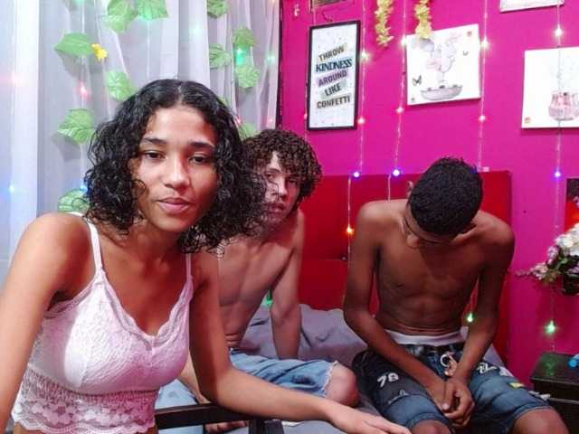 zarinabeautiful's BongaCams show and profile