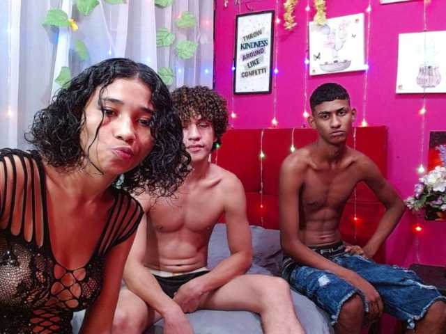 zarinabeautiful's BongaCams show and profile