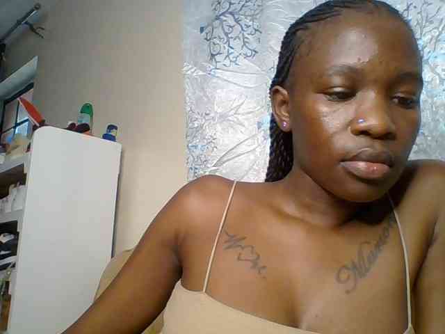 SexyDotta webcam