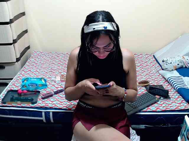 missbluu Live Webcam on BongaCams