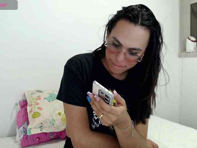 missbluu Live Webcam on BongaCams