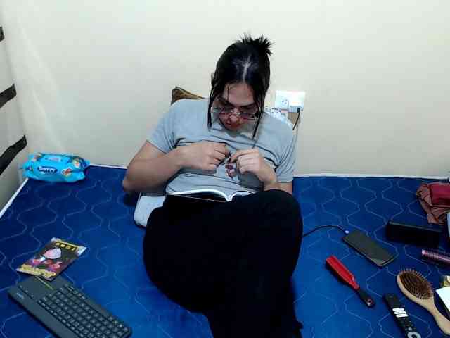 missbluu Live Webcam on BongaCams