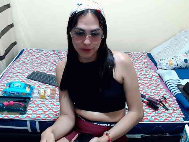 missbluu Live Webcam on BongaCams