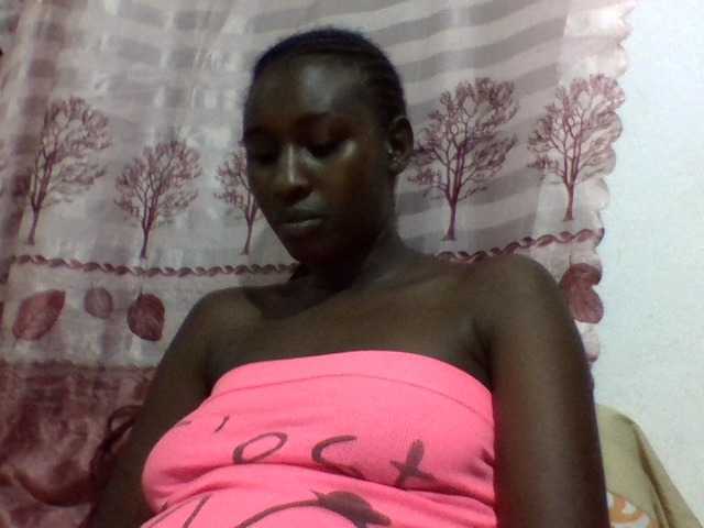 Africanqueen20 webcam bongacams model stream image