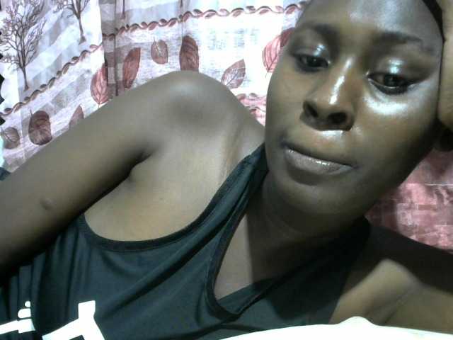 Africanqueen20 webcam bongacams model stream image