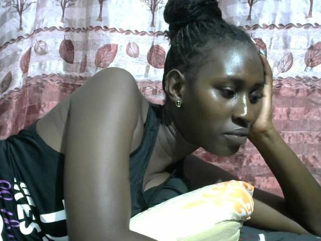 Africanqueen20 webcam bongacams model stream image