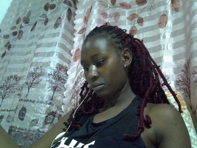 Africanqueen20 webcam bongacams model stream image