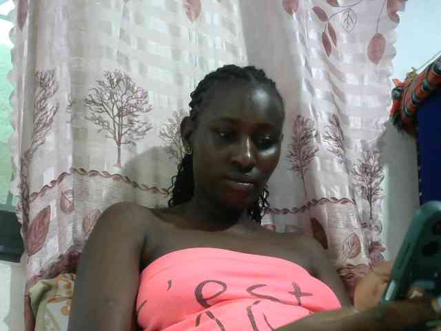 Africanqueen20 webcam