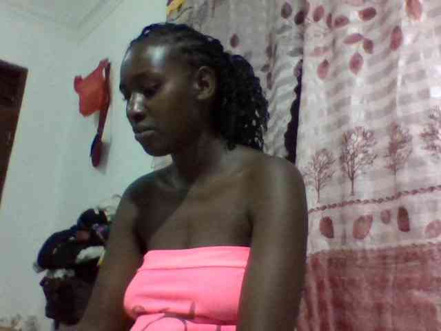 Africanqueen20 webcam