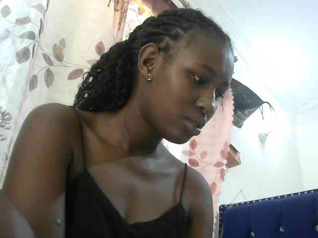 Africanqueen20 webcam