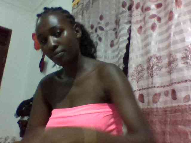 Africanqueen20 webcam