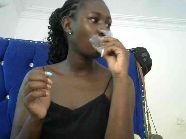 Africanqueen20 webcam