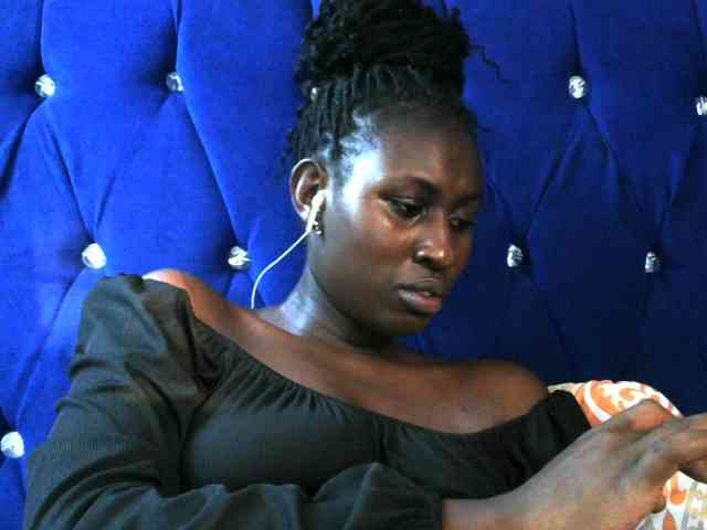 Africanqueen20 webcam