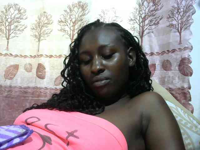 Africanqueen20 webcam