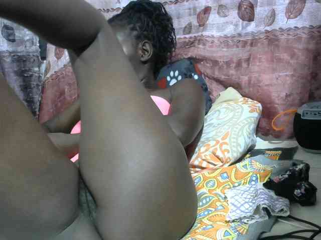 Africanqueen20 webcam