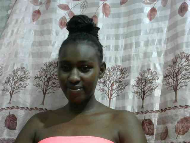 Africanqueen20 webcam