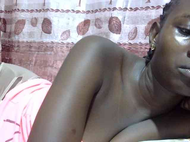 Africanqueen20 webcam
