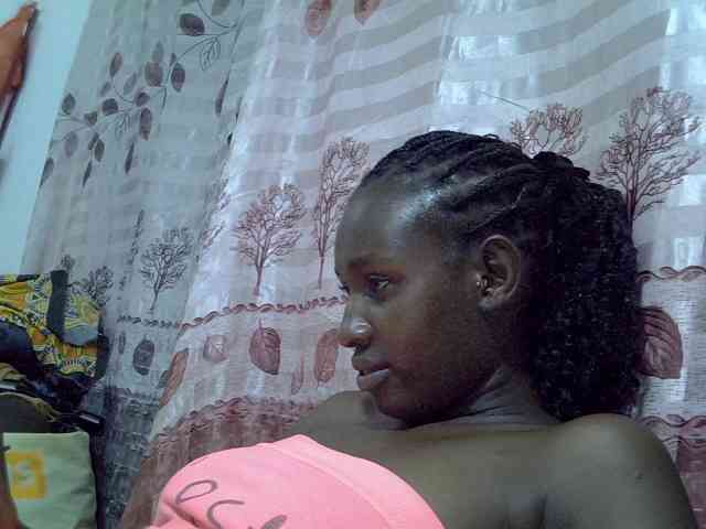 Africanqueen20 webcam