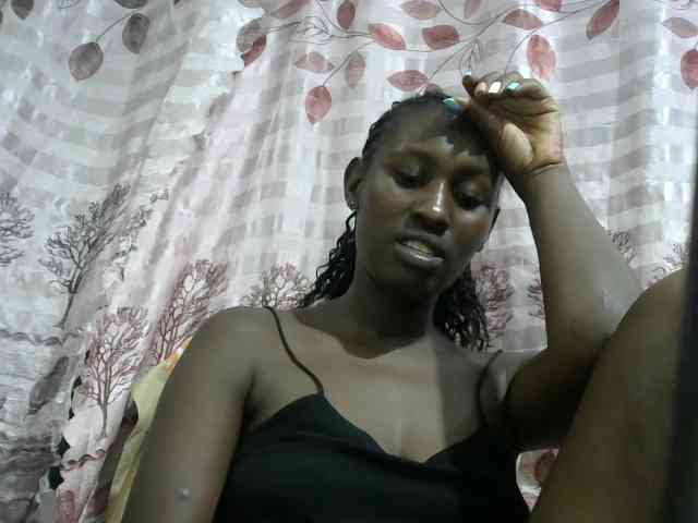 Africanqueen20 webcam