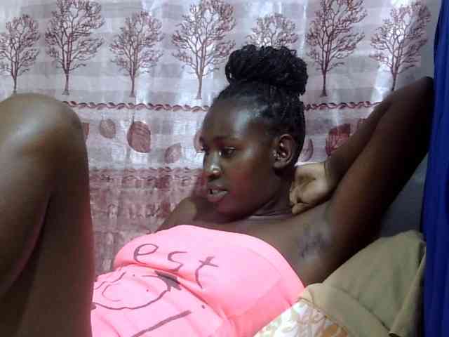Africanqueen20 webcam