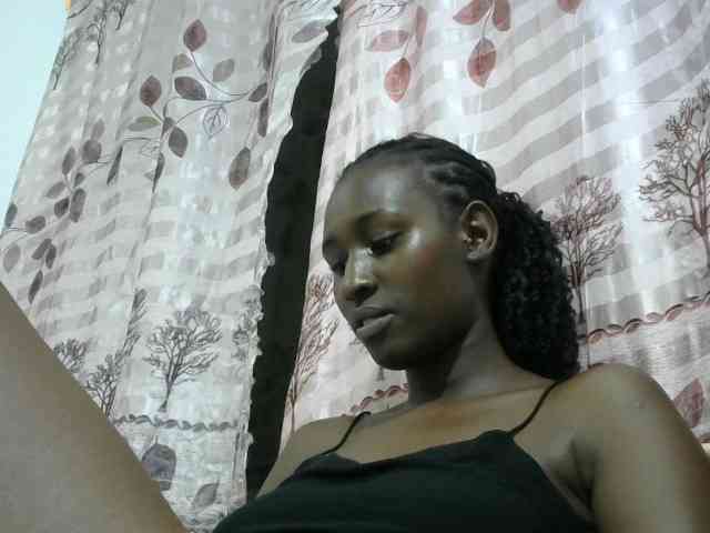 Africanqueen20 webcam