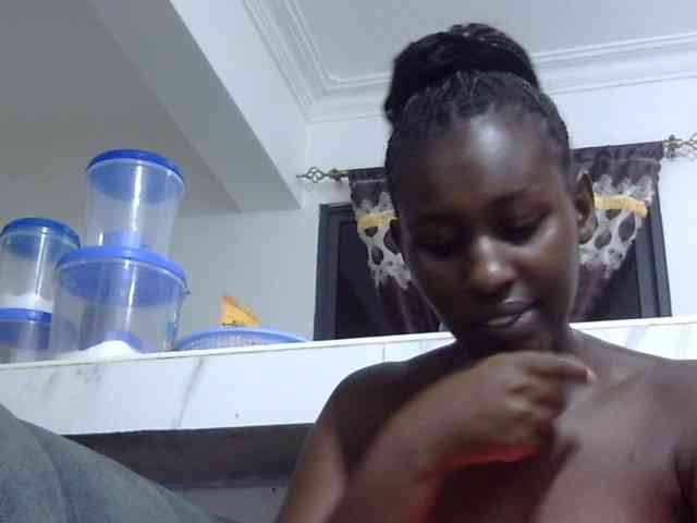 Africanqueen20 webcam